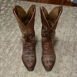 Justin Women’s Cowboy Boot size 7.5